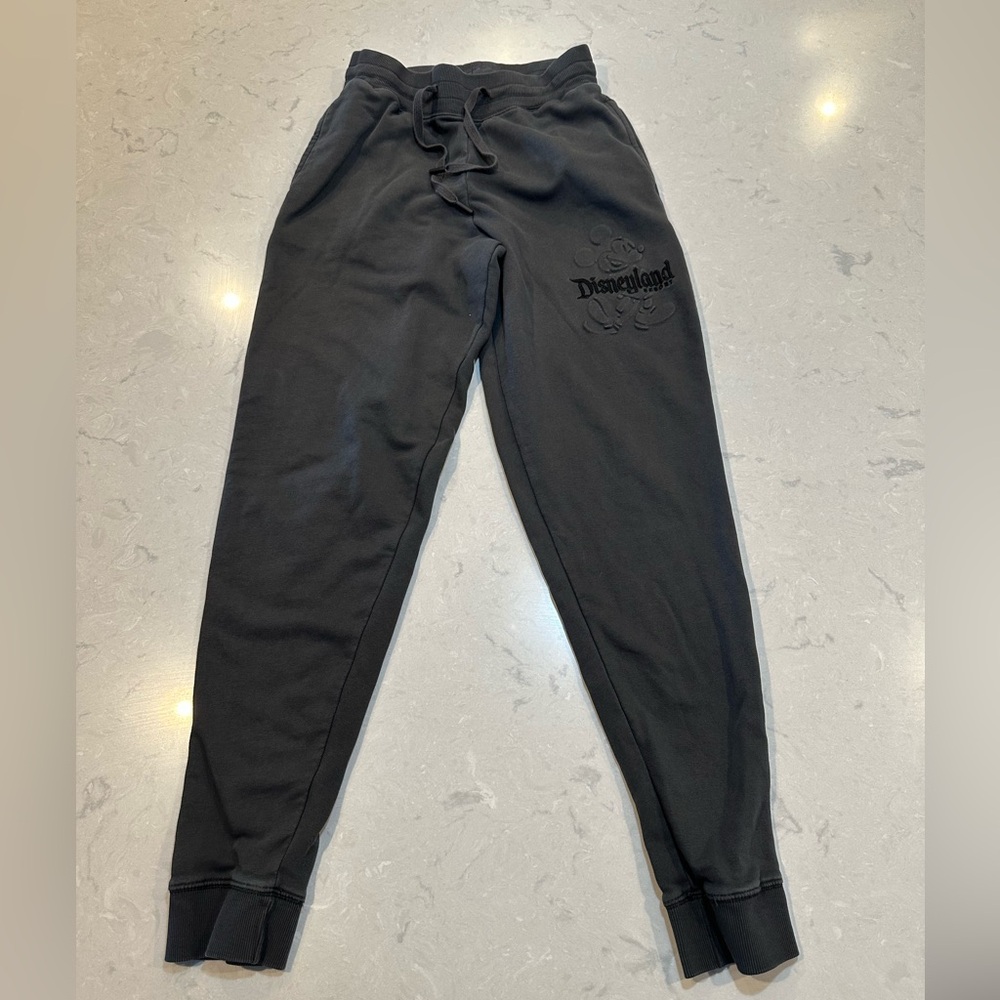 Women’s Disneyland Charcoal Joggers - xs